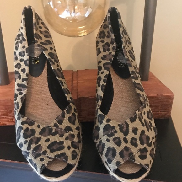 🌸Ralph Lauren Canvas Peep Toe Wedges - Picture 1 of 6